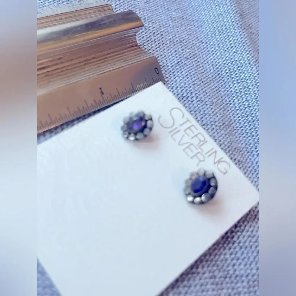 Vintage Sterling Silver Amethyst Stud‎ Earrings